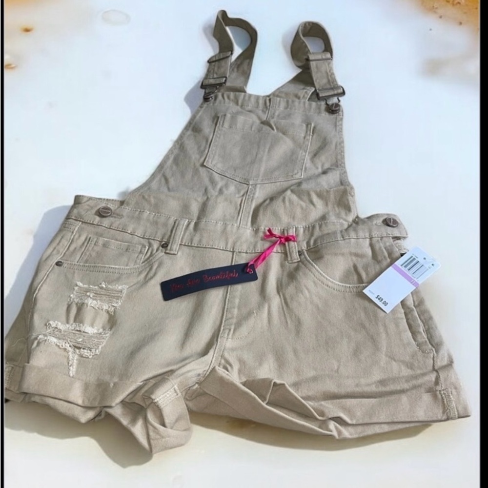 Dollhouse Short overalls